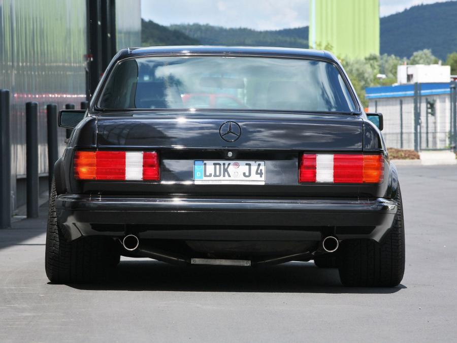  Mercedes-Benz 560 SE by INDEN-Design 1991 года  (фото 28 из 36)